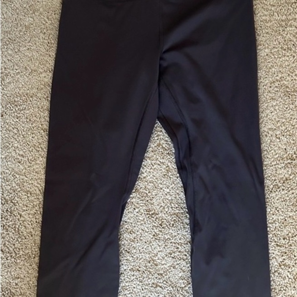 Women’s Gray 7/8 Performance Leggings - Brand Not Visible